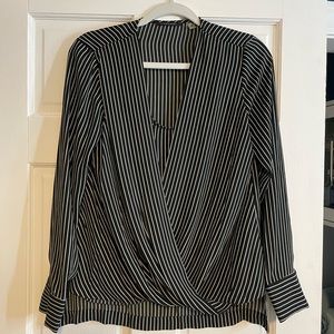 TTAHARI Small Black and white striped over sized blouse